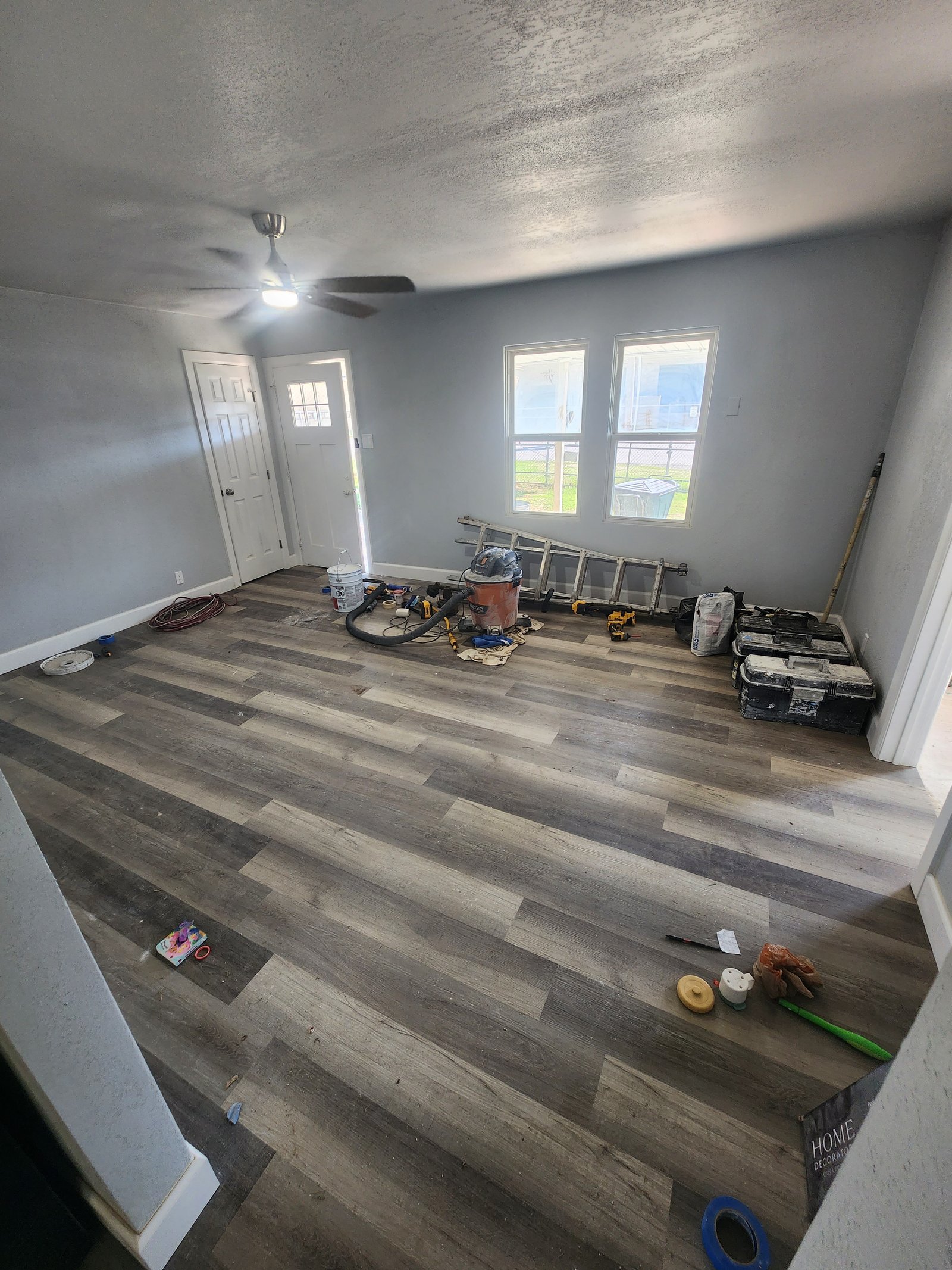 Interior painting project gallery - Project 101 - Image 4